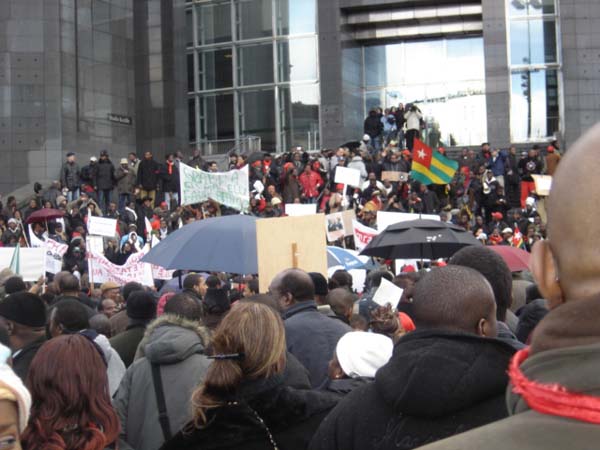 Manifestation à Paris pour la démocratie au Togo 032
